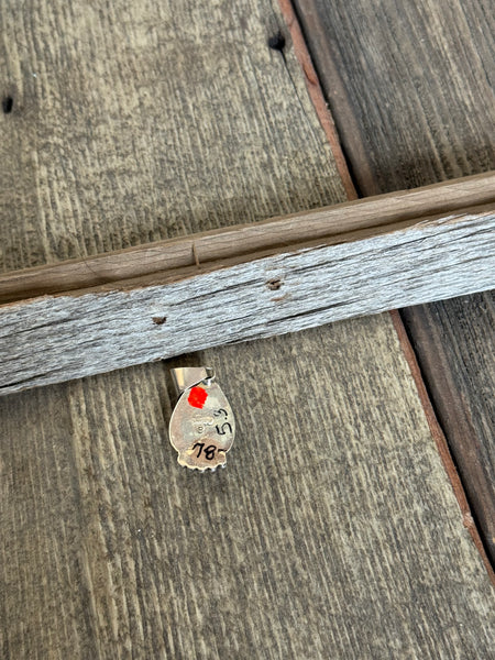 Single Stone Spiny Oyster Pendant